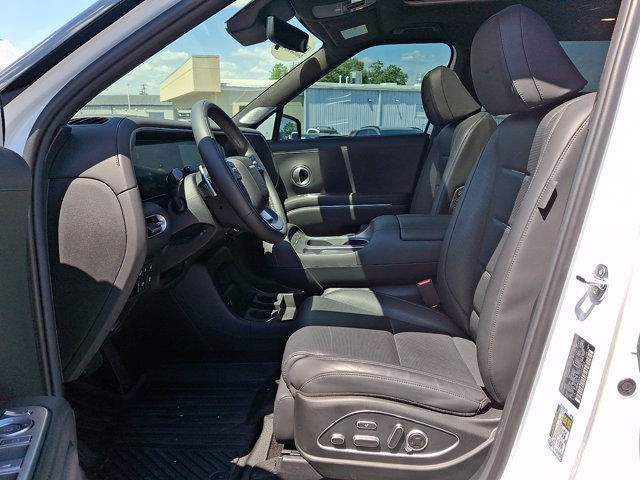 Used 2026 Hyundai Palisade Calligraphy FWD image 13