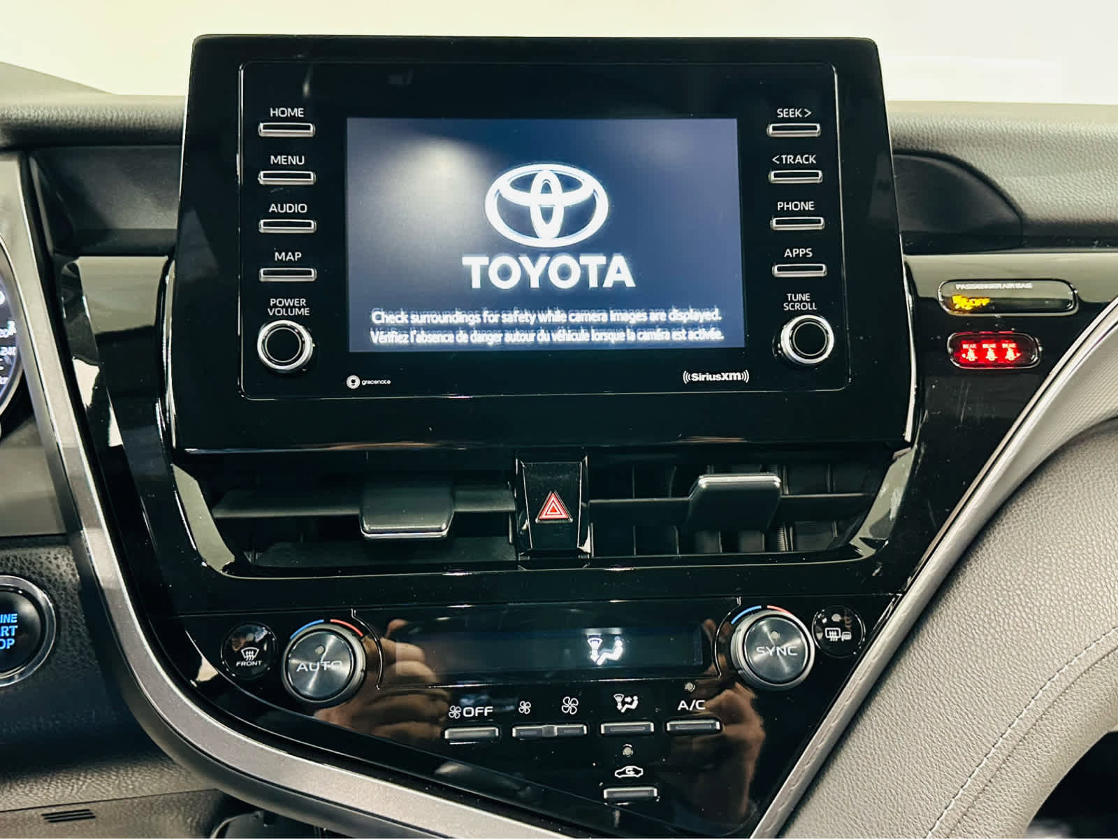 Certified 2023 Toyota Camry SE w/ Convenience Package FWD image 11