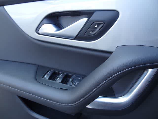 Used 2020 Chevrolet Blazer LT FWD image 14