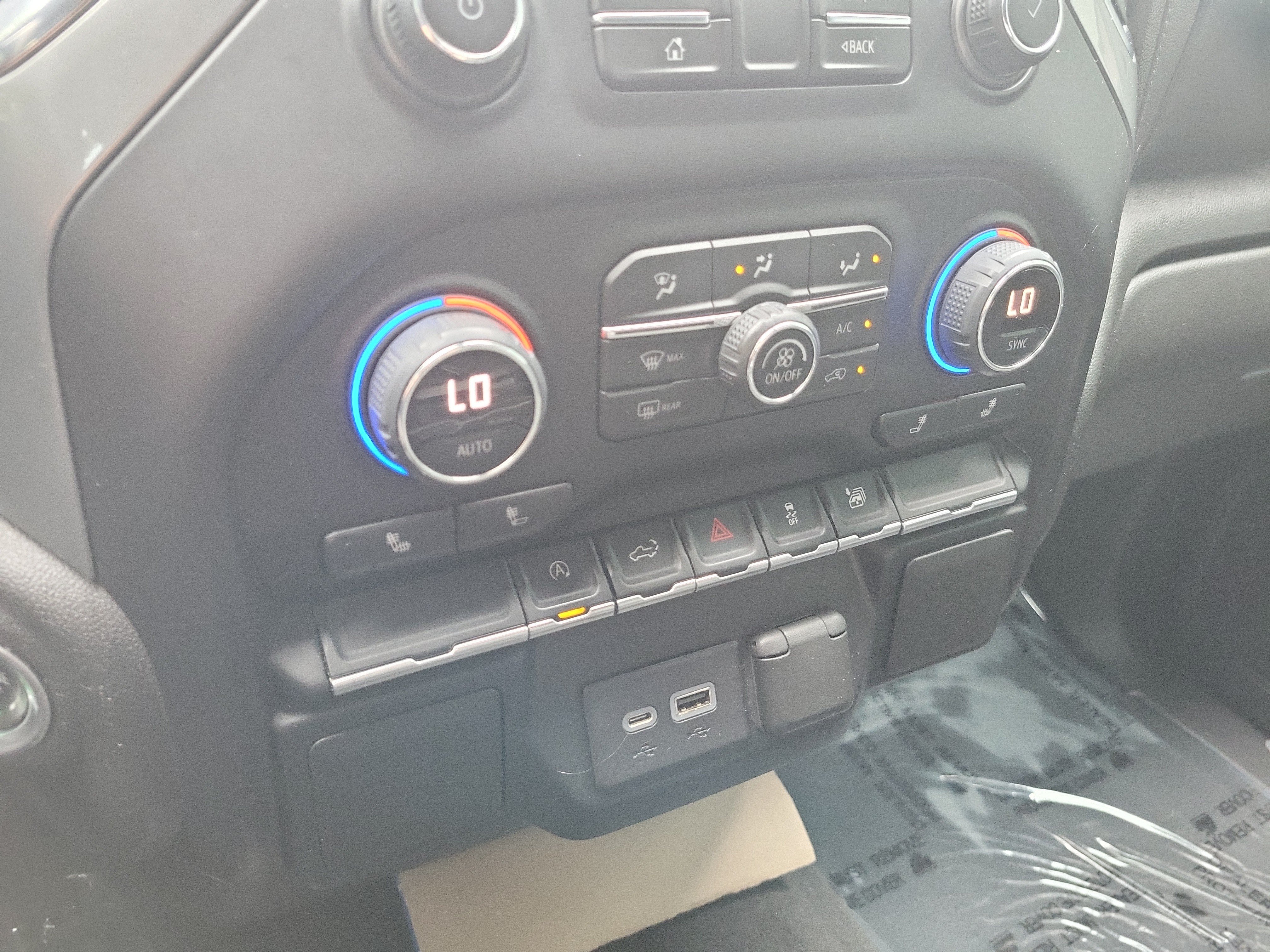 Used 2022 Chevrolet Silverado 1500 LT RWD image 27