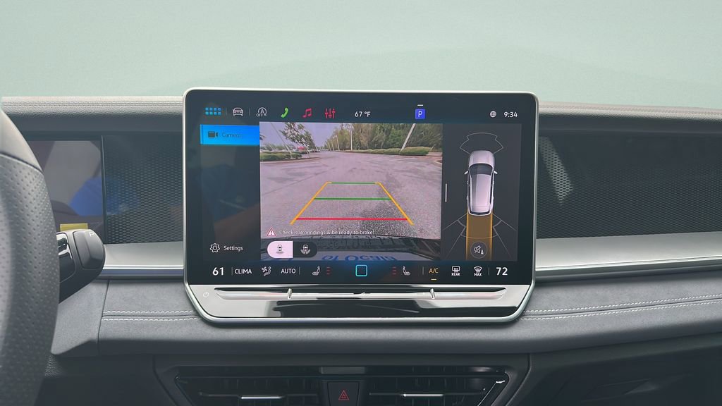 New 2026 Volkswagen Tiguan SE R-Line image 13