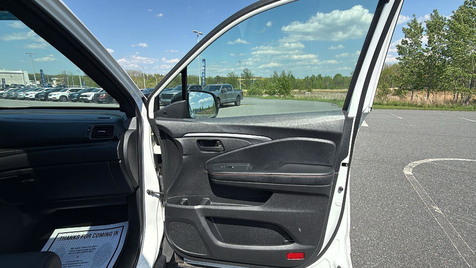 Used 2022 Honda Pilot TrailSport image 16