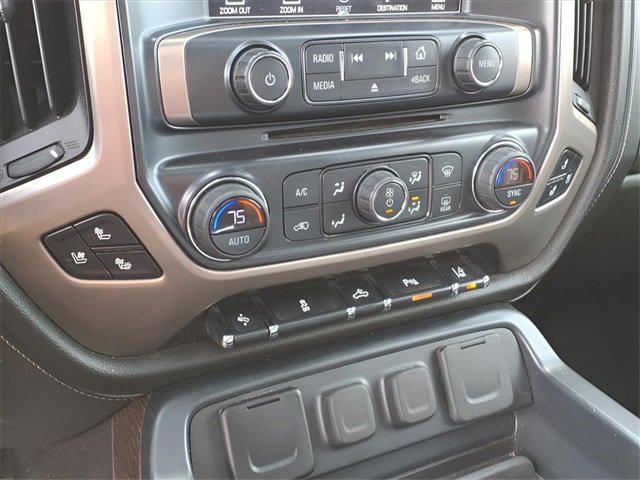 Used 2018 GMC Sierra 2500 Denali image 10