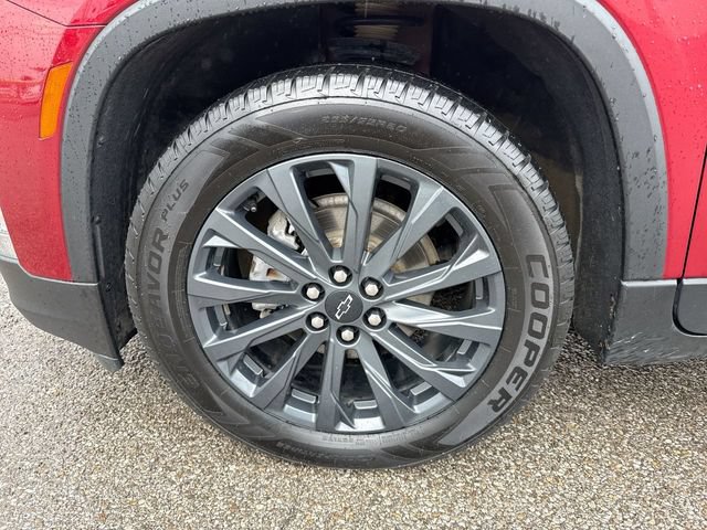 Used 2023 Chevrolet Traverse RS w/ LPO, Floor Liner Package AWD/4WD image 10