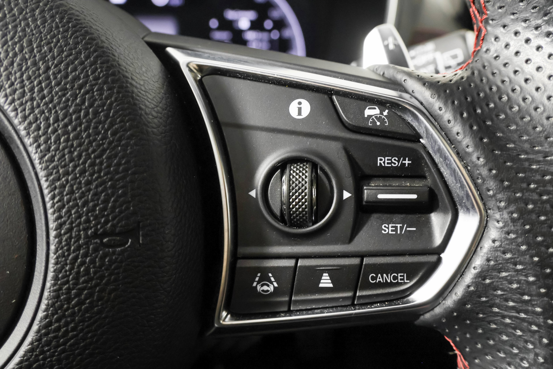 Used 2022 Acura MDX A-Spec AWD/4WD image 27