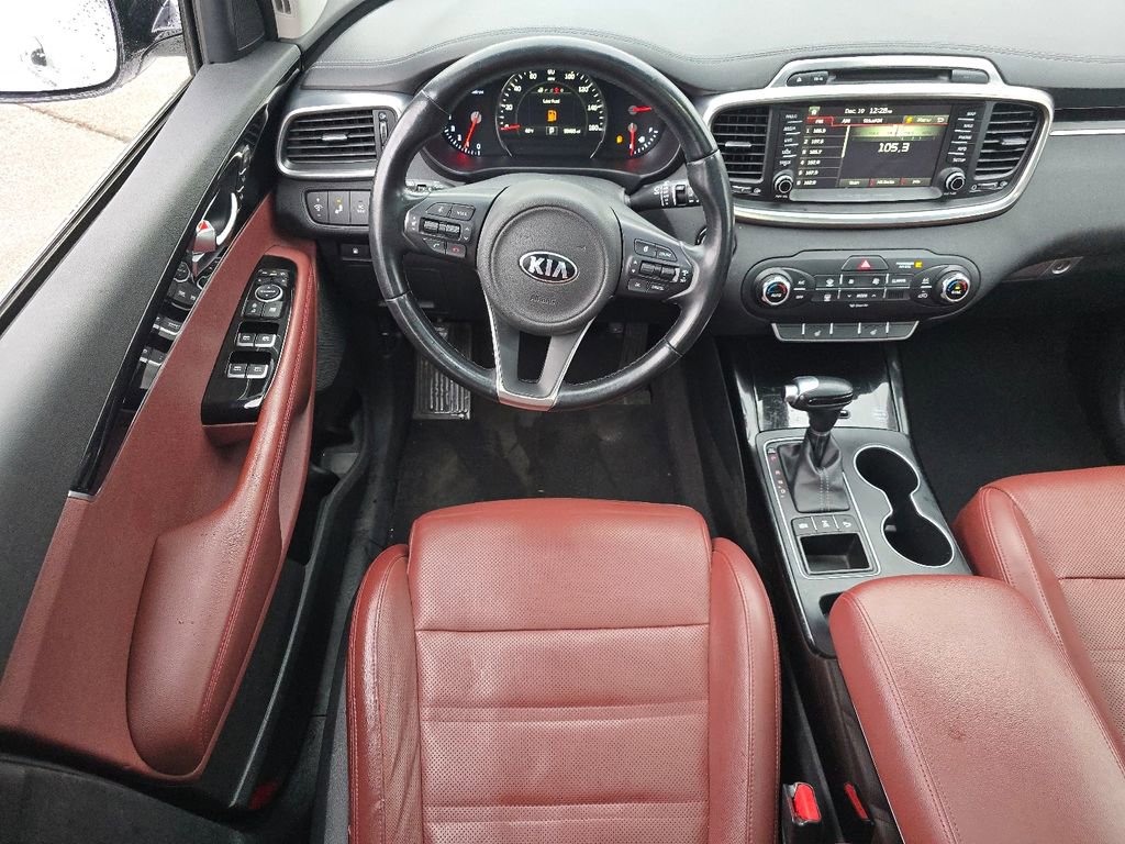 Used 2018 Kia Sorento SX image 23