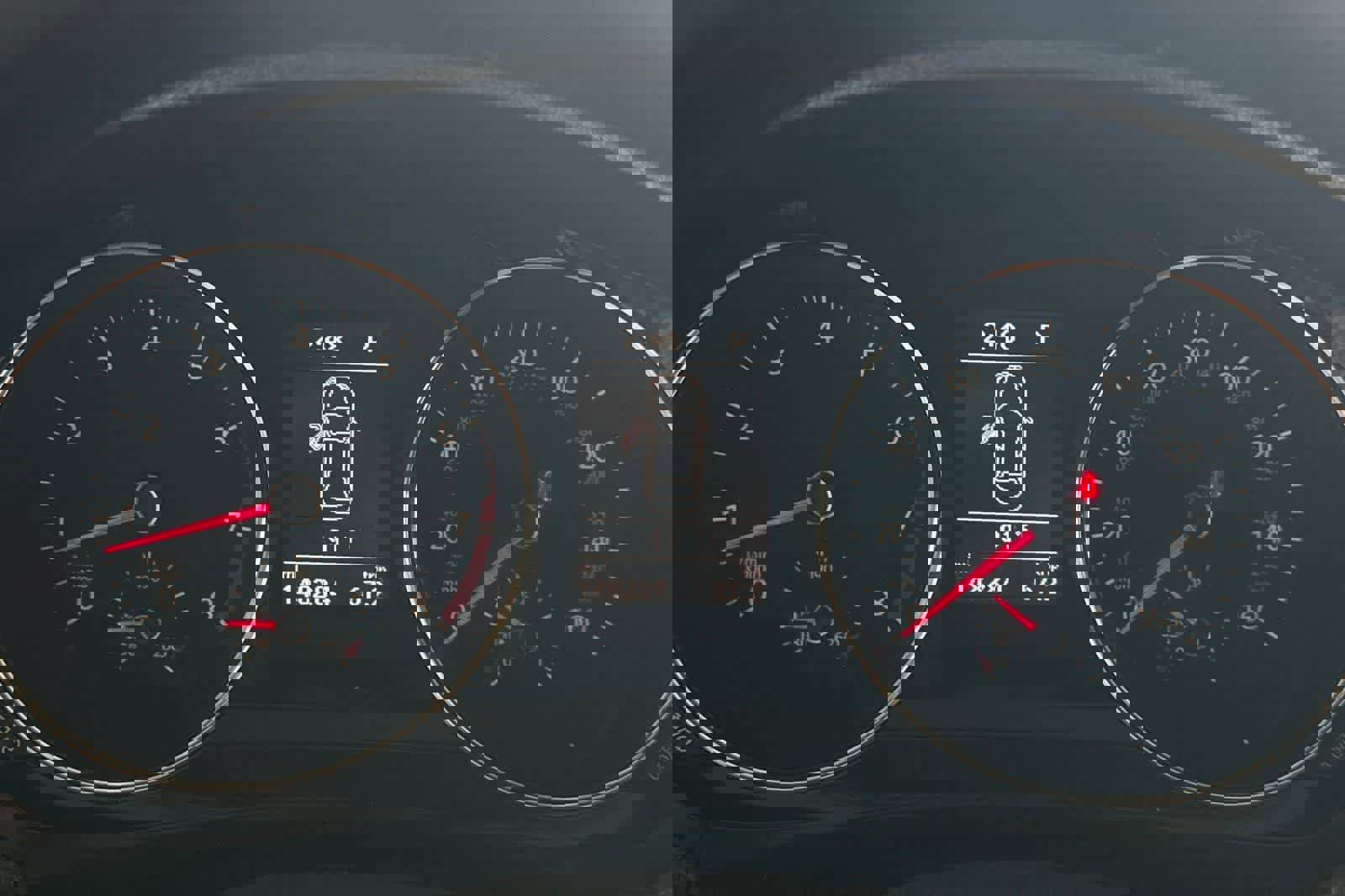 Used 2016 Volkswagen Jetta SEL Premium w/ Lighting Package image 30