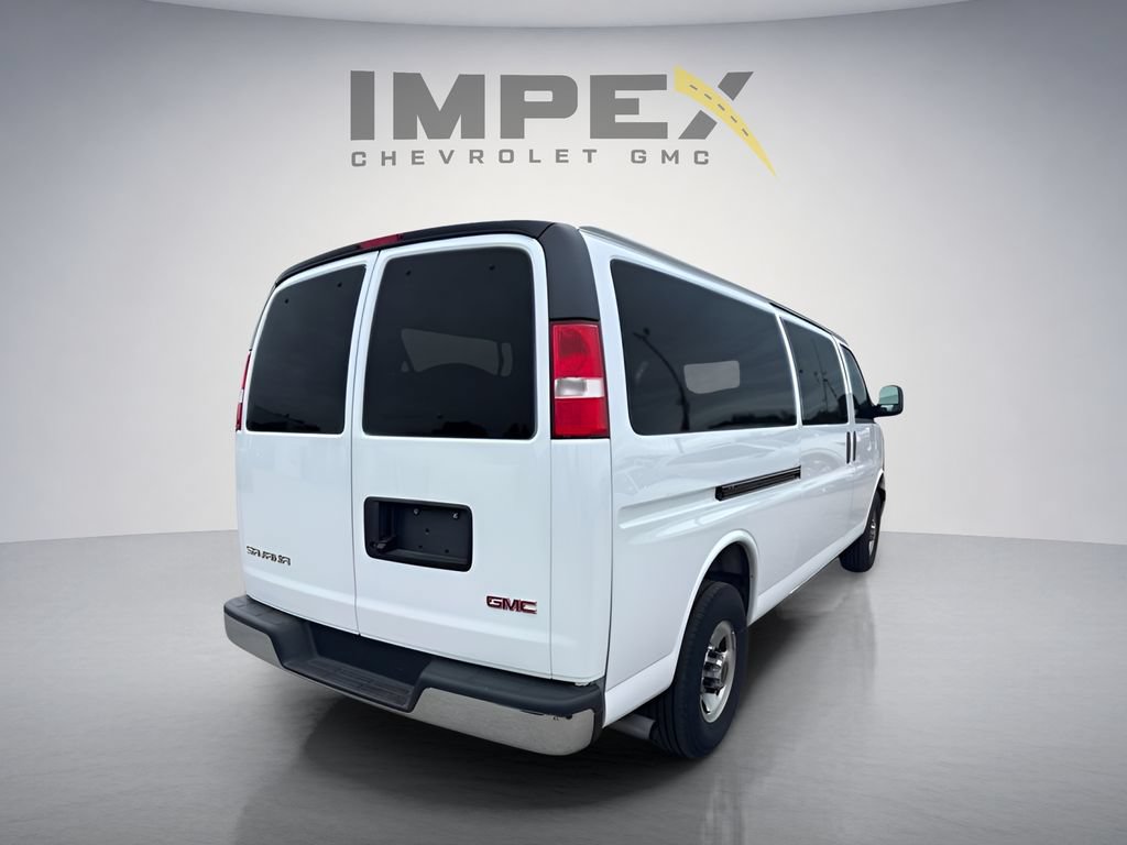Used 2025 GMC Savana 3500 LT w/ LT Preferred Equipment Group RWD image 4