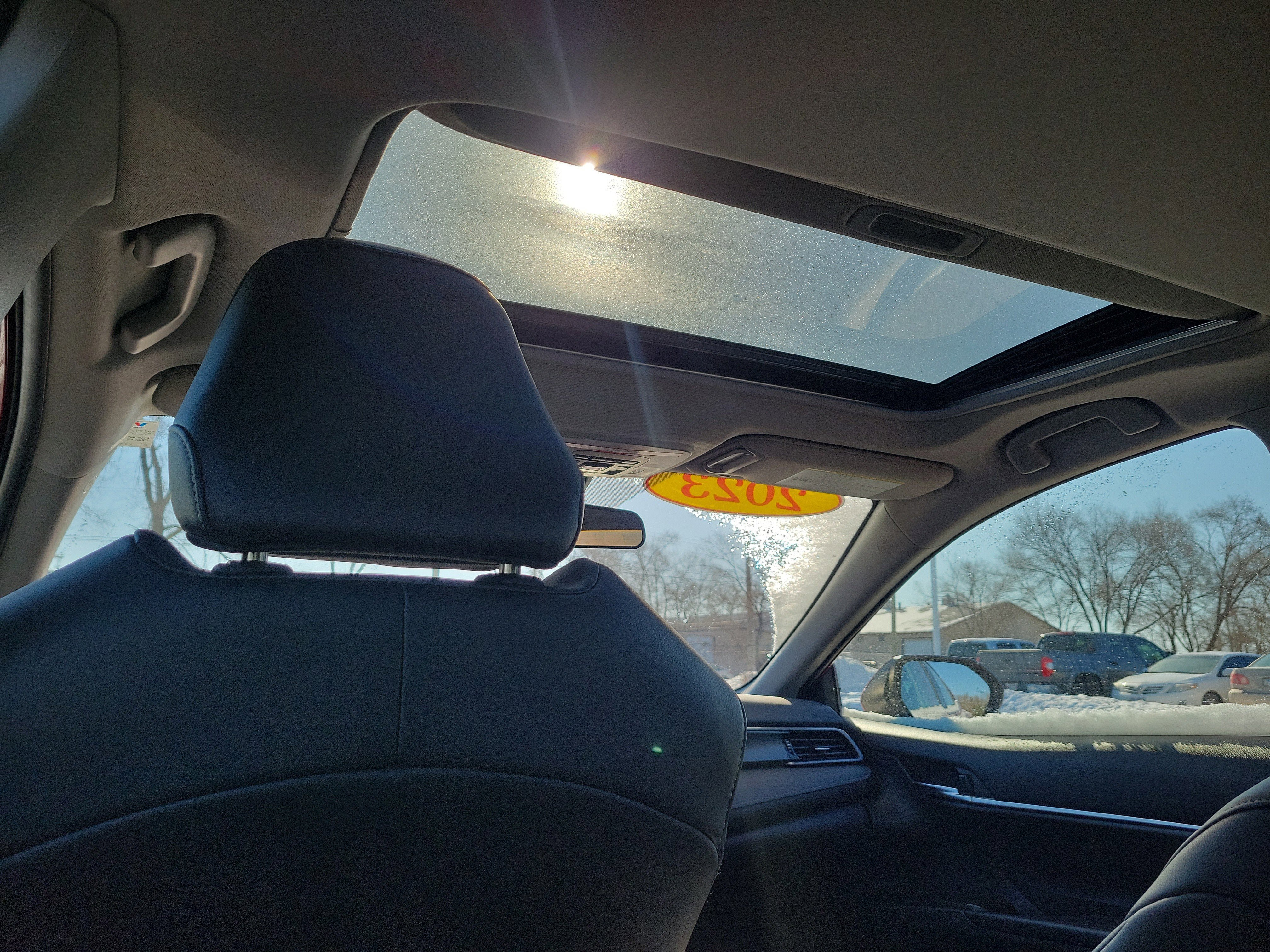 Used 2023 Toyota Camry SE w/ Cold Weather Package image 9