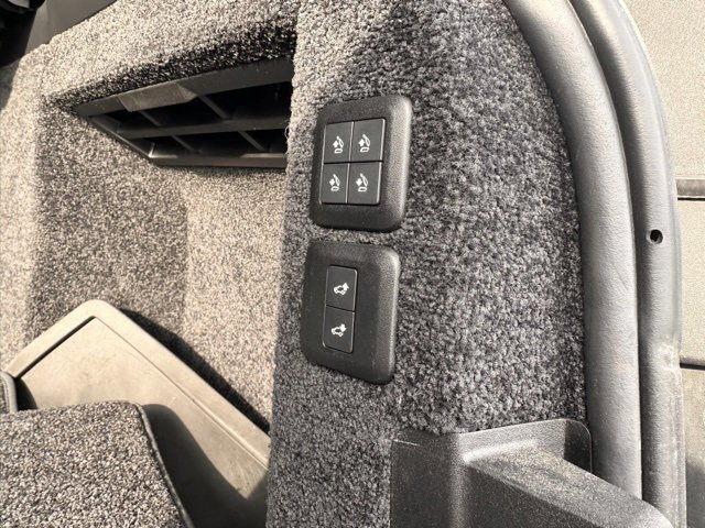 Certified 2020 Land Rover Range Rover HSE image 16