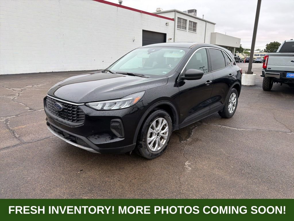 Used 2024 Ford Escape Active FWD image 3