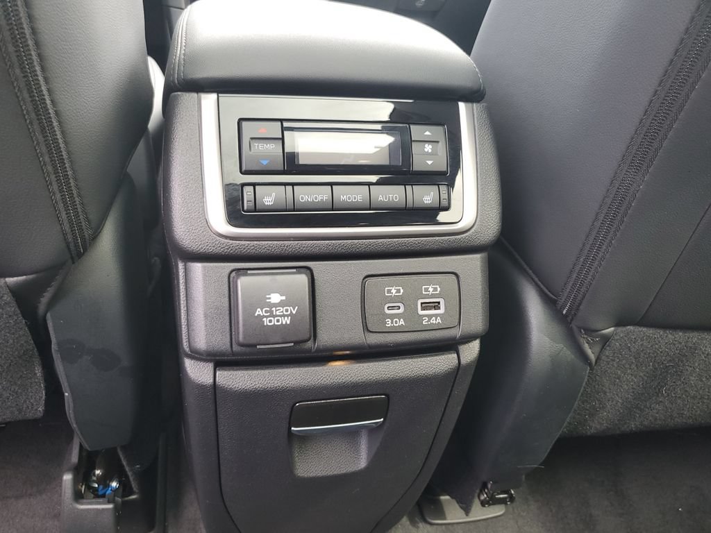 Used 2026 Subaru Ascent Bronze Edition AWD/4WD image 17