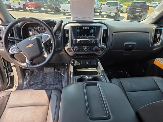 Used 2015 Chevrolet Silverado 1500 LTZ w/ LTZ Plus Package AWD/4WD image 18