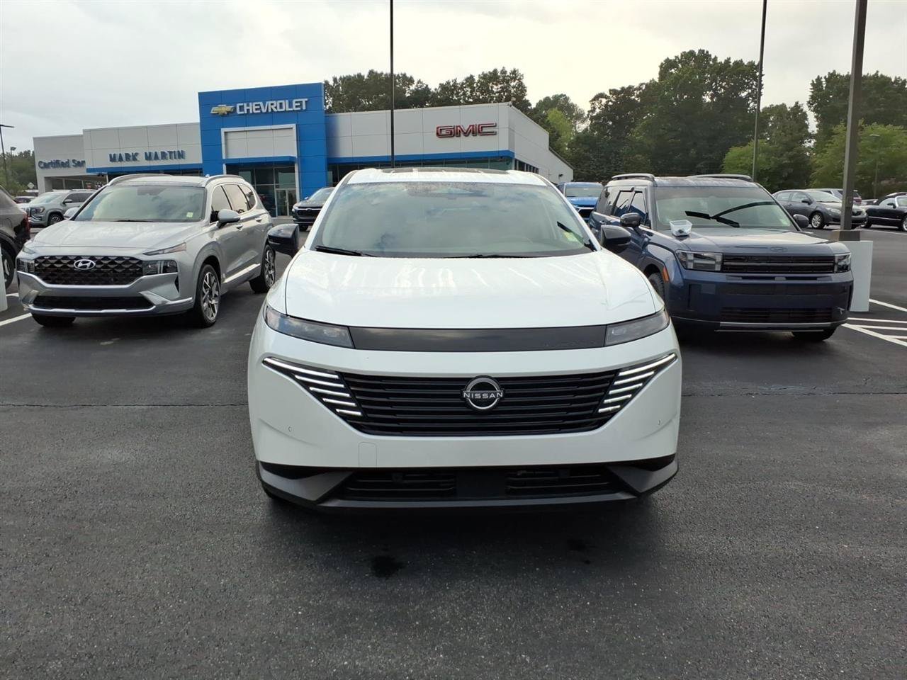 Used 2026 Nissan Murano SL AWD/4WD image 2