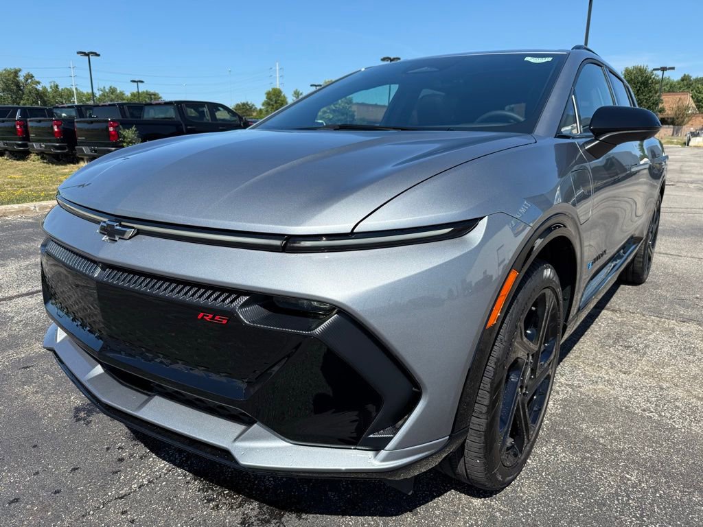 New 2025 Chevrolet Equinox EV RS image 3