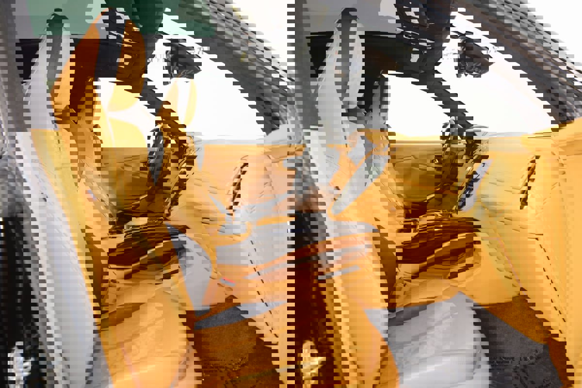 Used 2023 Aston Martin DBX 707 image 13