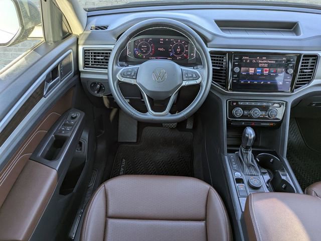 Certified 2023 Volkswagen Atlas SE AWD/4WD image 16