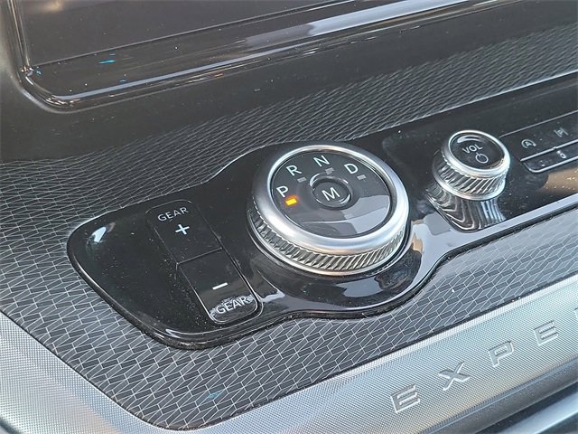 Certified 2025 Ford Expedition Max Platinum w/ Stealth Appearance Package image 19