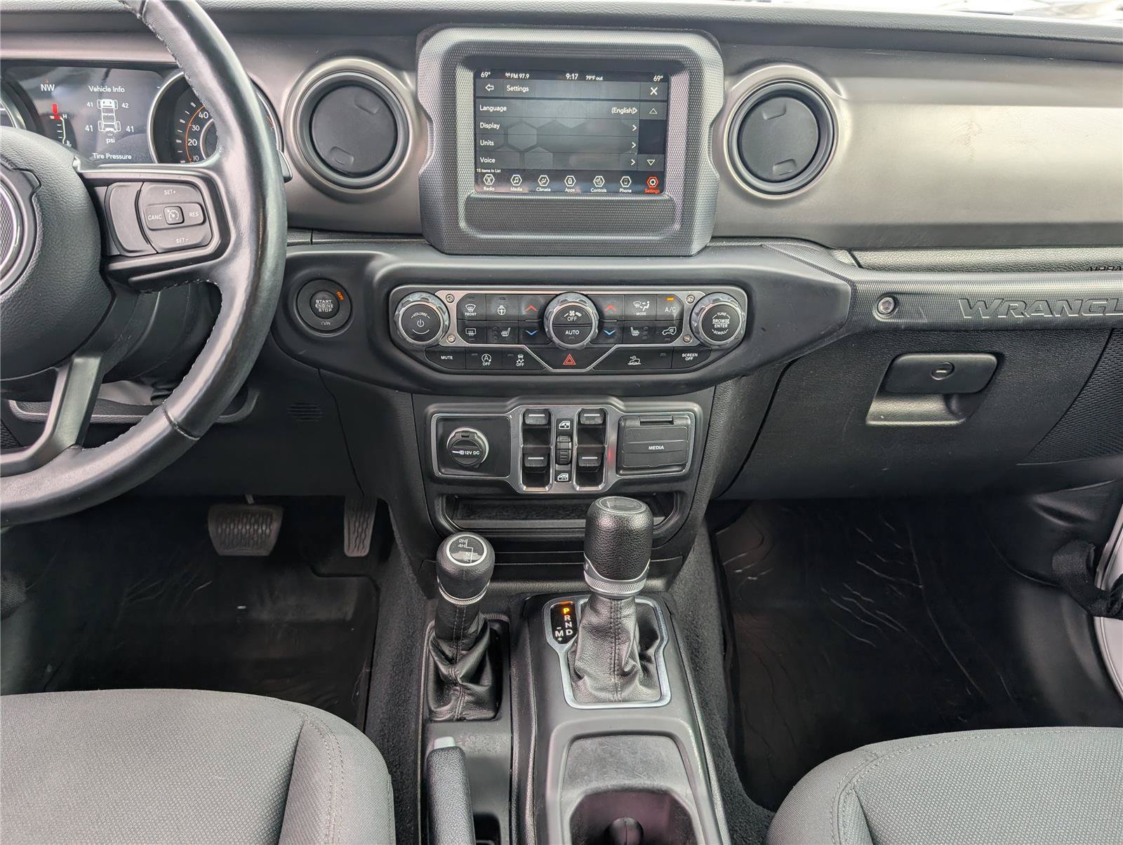 Used 2022 Jeep Wrangler Unlimited Sport AWD/4WD image 18
