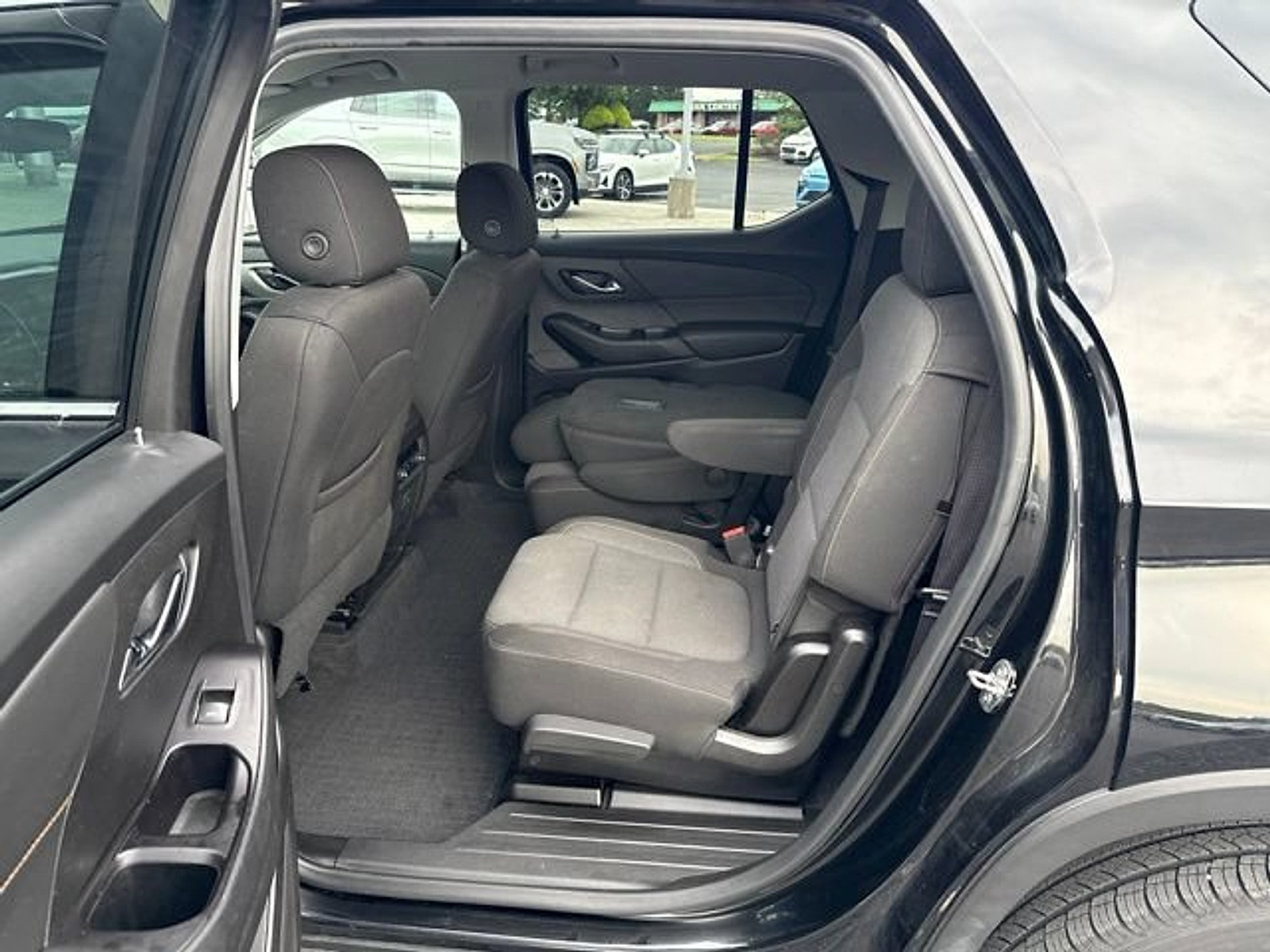 Used 2019 Chevrolet Traverse LT AWD/4WD image 30