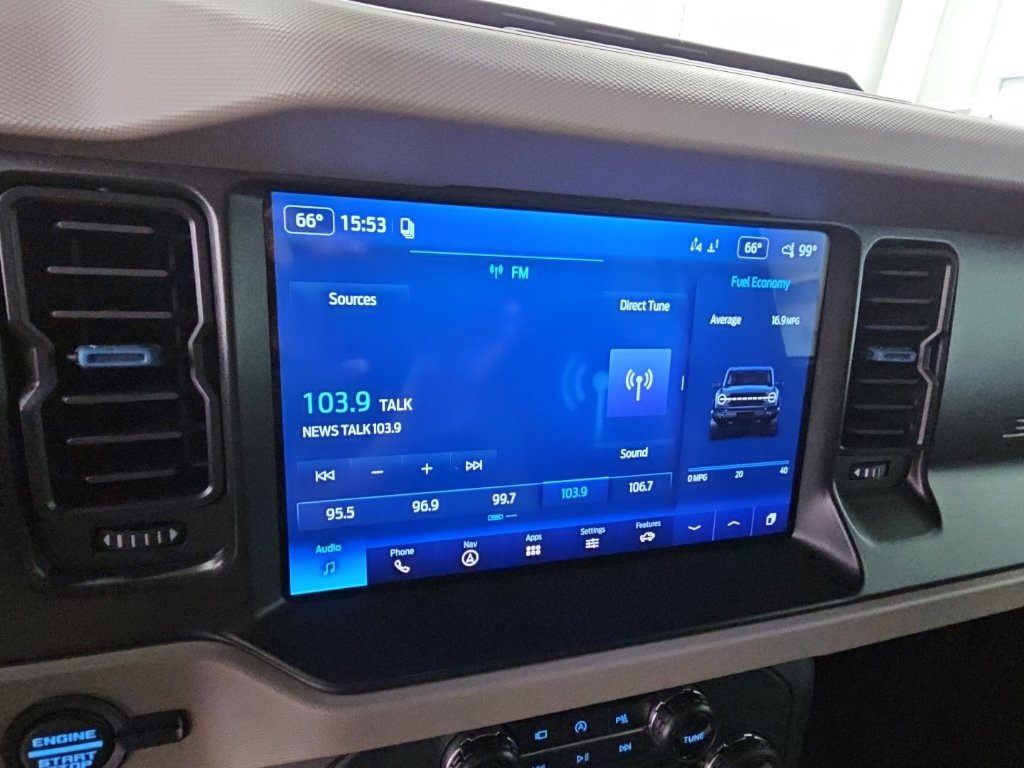 Used 2022 Ford Bronco Wildtrak AWD/4WD image 15