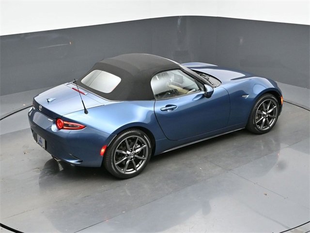 Used 2022 Volvo V60 T5 Cross Country w/ Advanced Package image 36