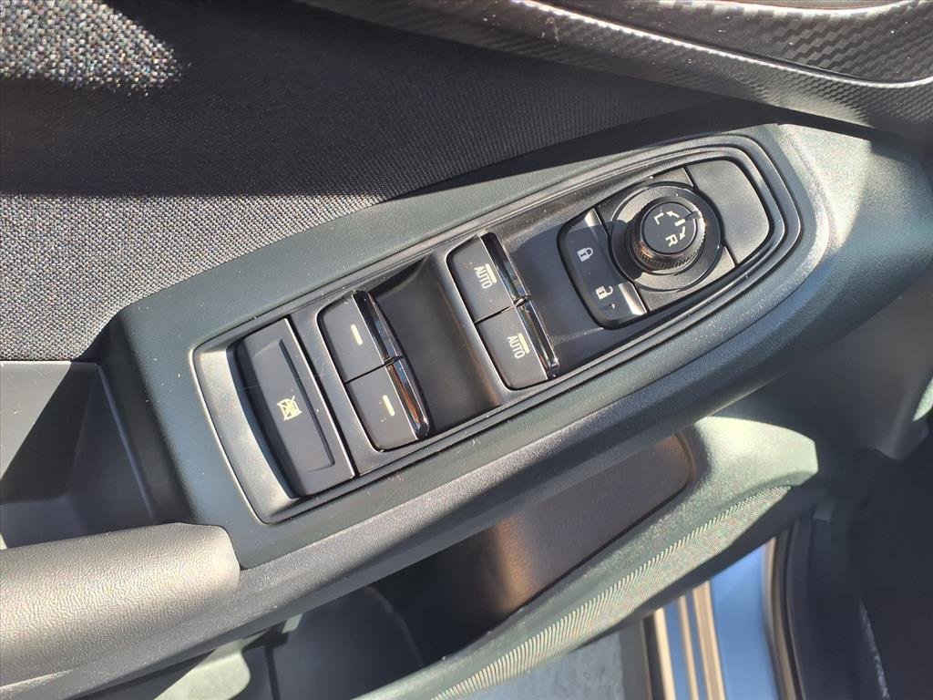 Used 2021 Subaru Crosstrek 2.0i image 8