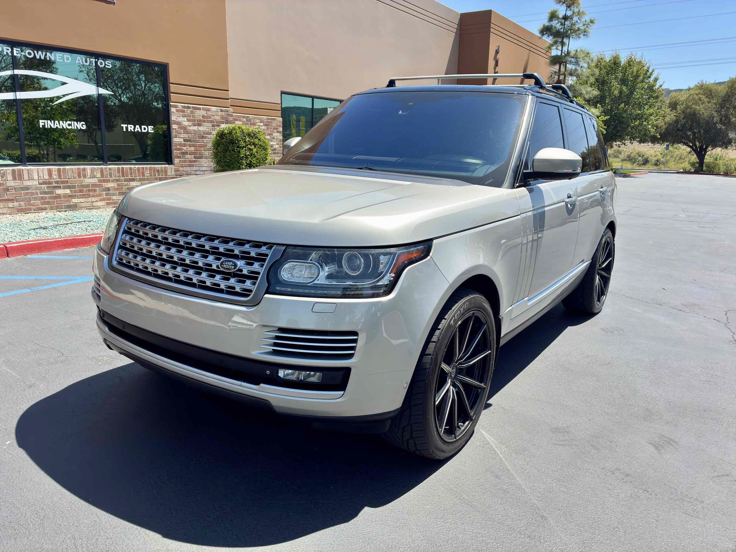 Used 2015 Land Rover Range Rover Autobiography AWD/4WD image 4