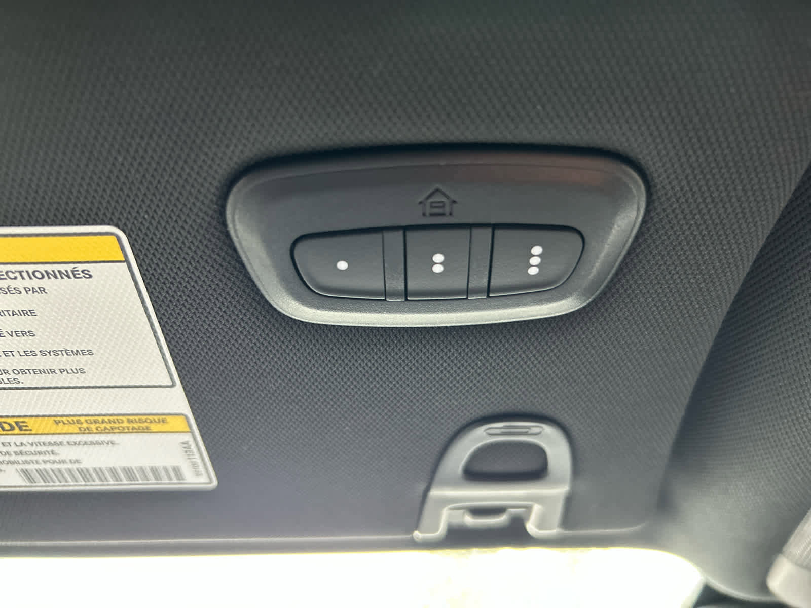 Used 2023 Jeep Compass Latitude w/ Convenience Group image 16