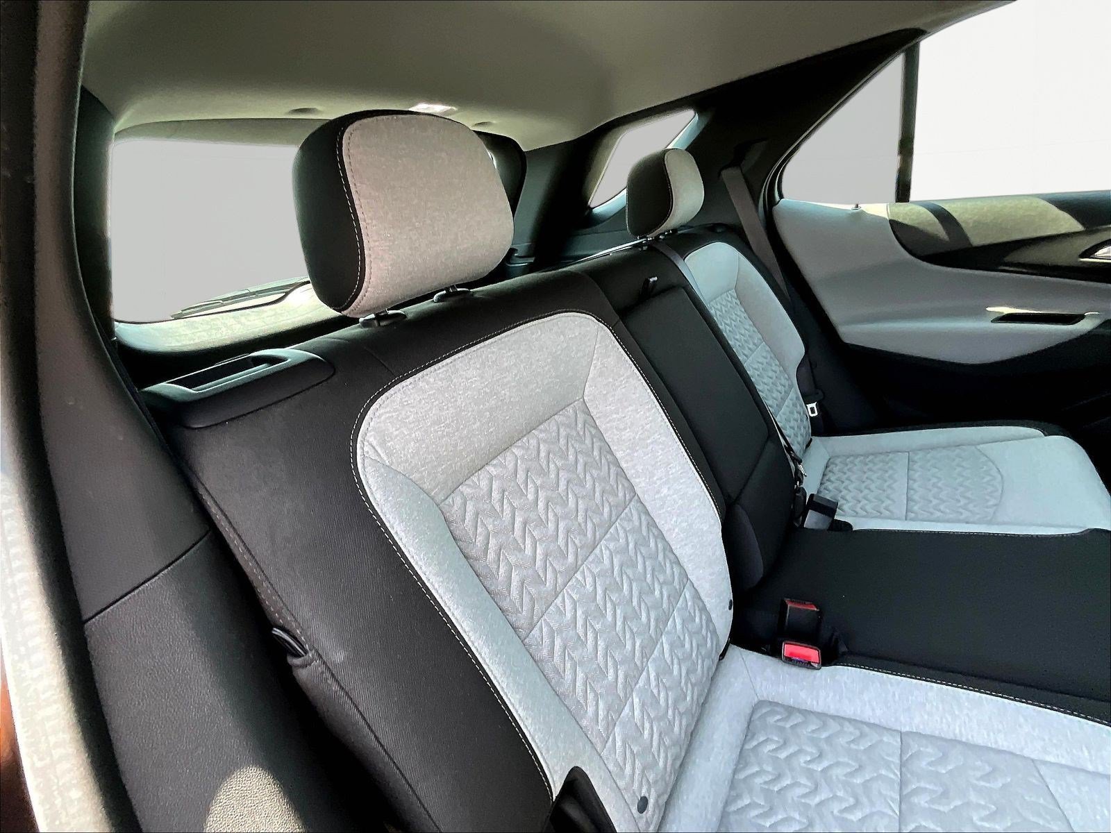 Used 2024 Chevrolet Equinox LS w/ Midnight Edition FWD image 25