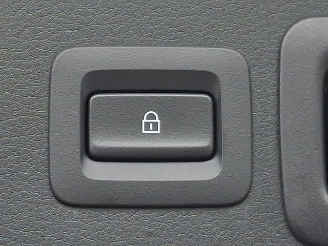 Used 2023 MAZDA CX-30 AWD 2.5 S w/ Select Package image 30