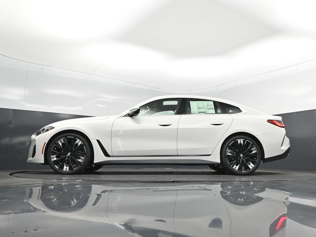 New 2026 BMW 430i w/ Premium Package RWD image 39