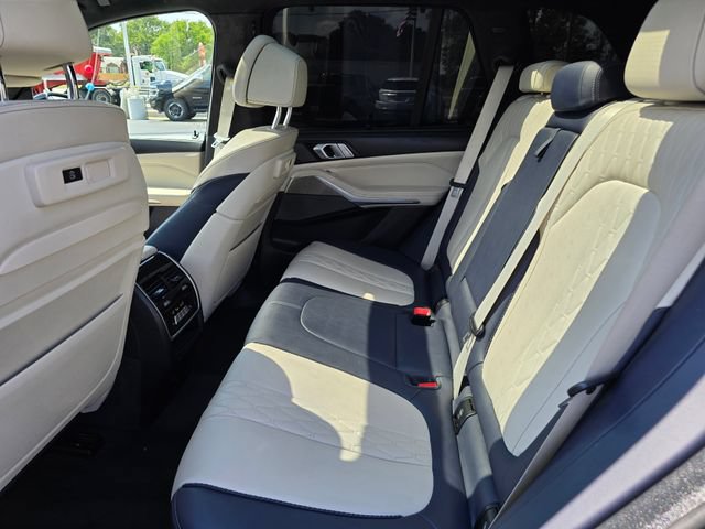 Used 2022 BMW X5 M50i w/ Executive Package AWD/4WD image 24