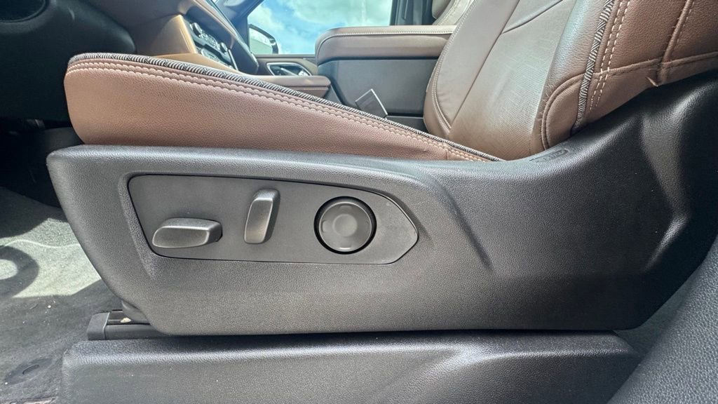 Used 2023 Chevrolet Tahoe High Country w/ Max Trailering Package AWD/4WD image 22