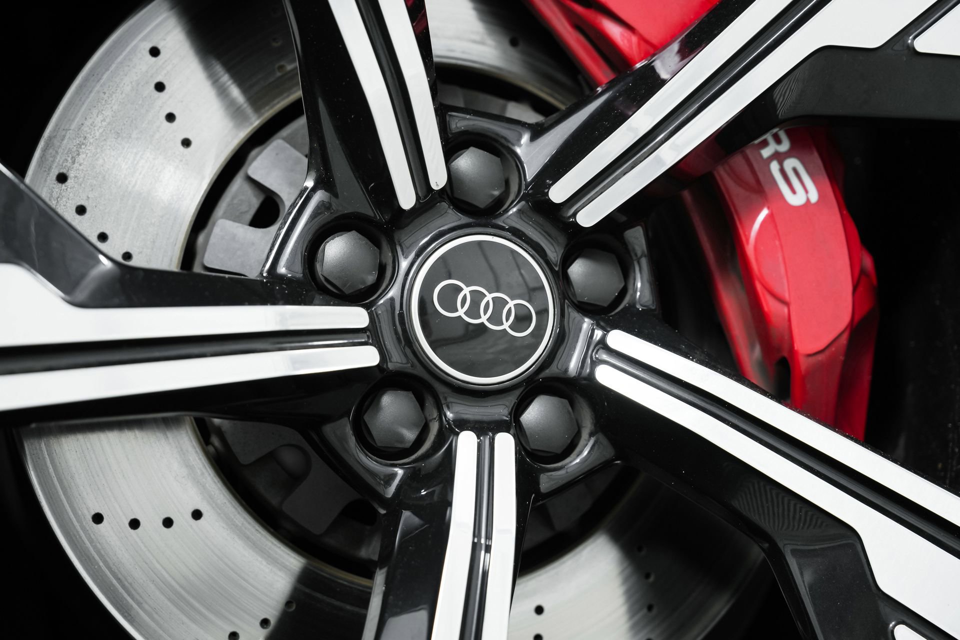 Certified 2023 Audi RS 5 AWD/4WD image 38