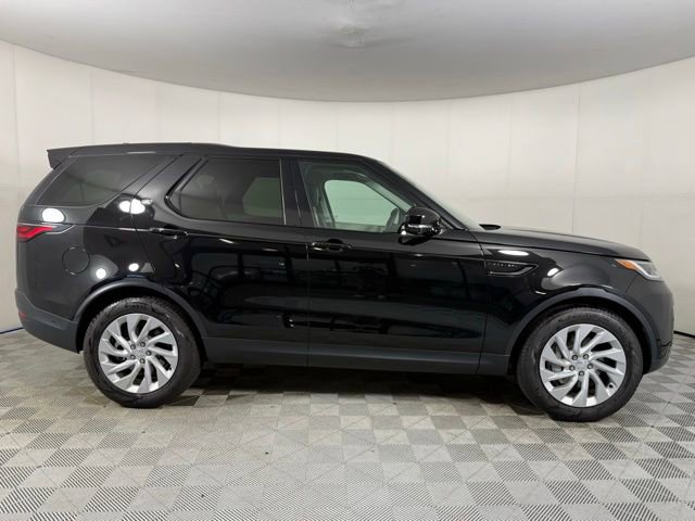 Certified 2025 Land Rover Discovery S image 8