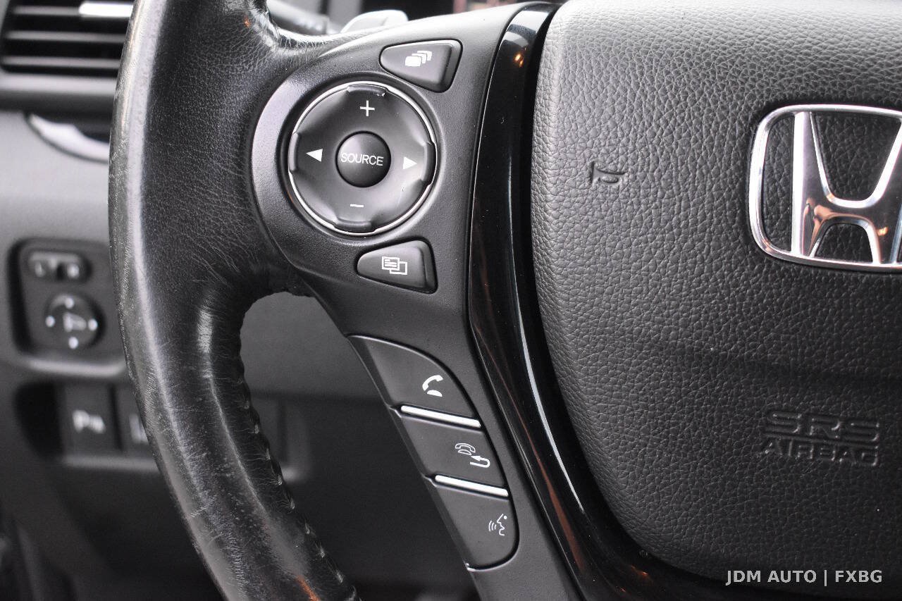 Used 2016 Honda Pilot Touring image 21