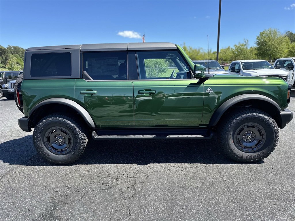 New 2025 Ford Bronco Outer Banks w/ Sasquatch Package video 3