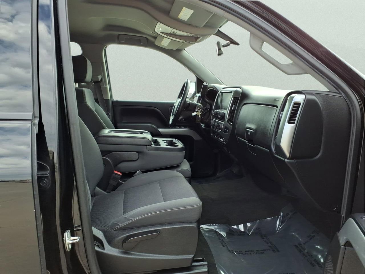 Used 2017 Chevrolet Silverado 1500 LT w/ Midnight Edition image 25