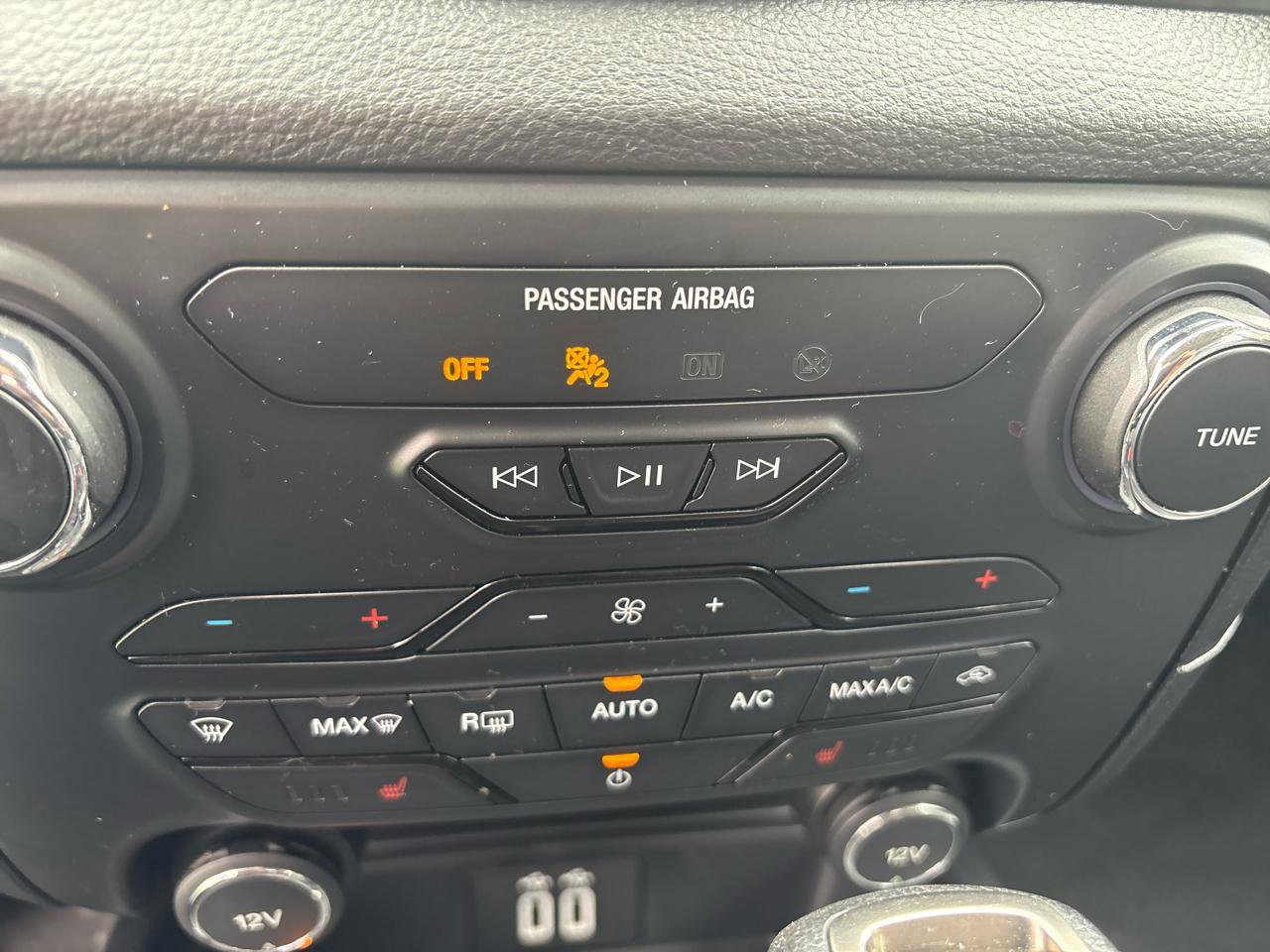 Used 2019 Ford Ranger Lariat w/ Equipment Group 501A Mid image 16