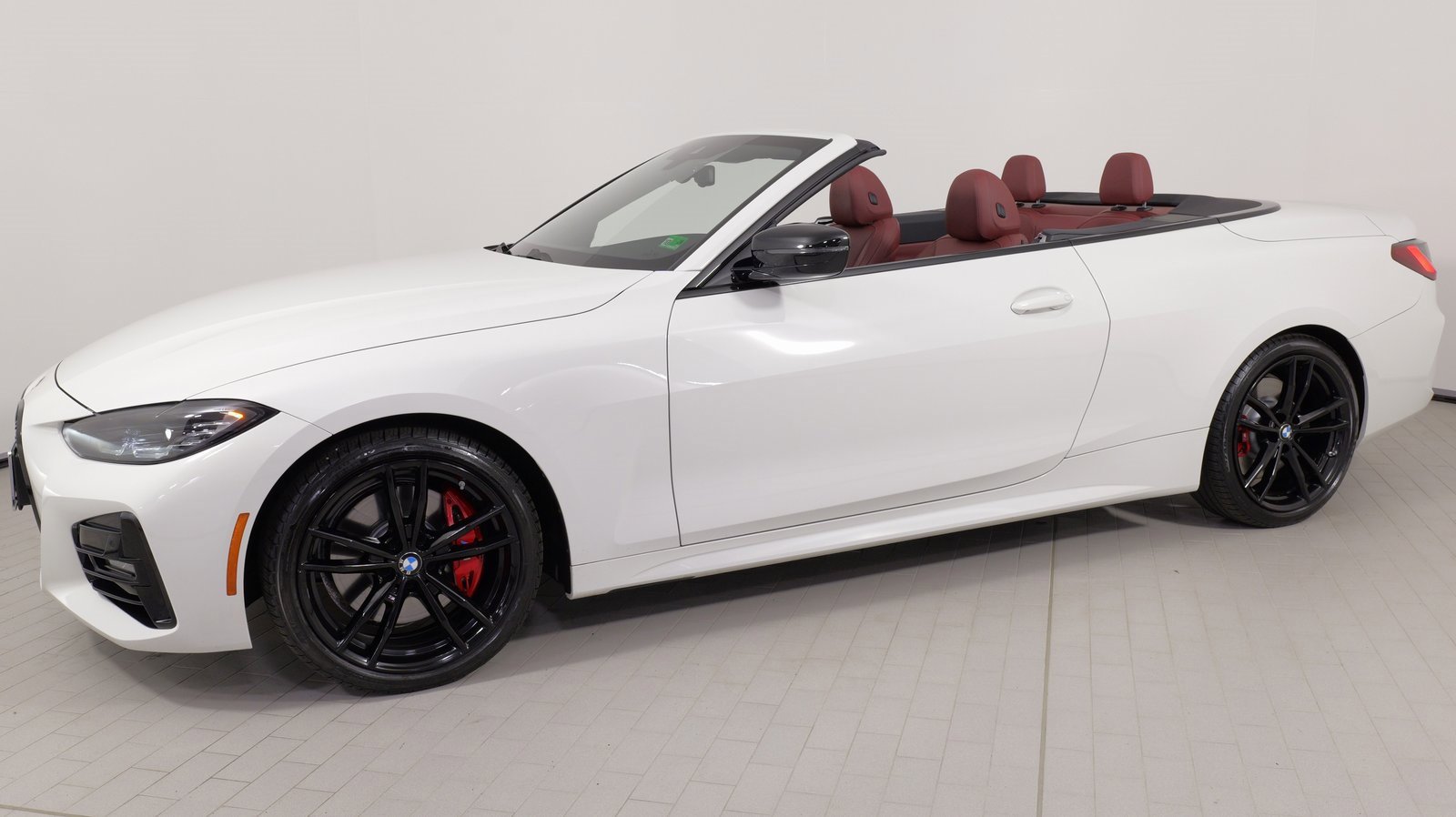 Used 2023 BMW 430i xDrive Convertible w/ M Sport Package image 1