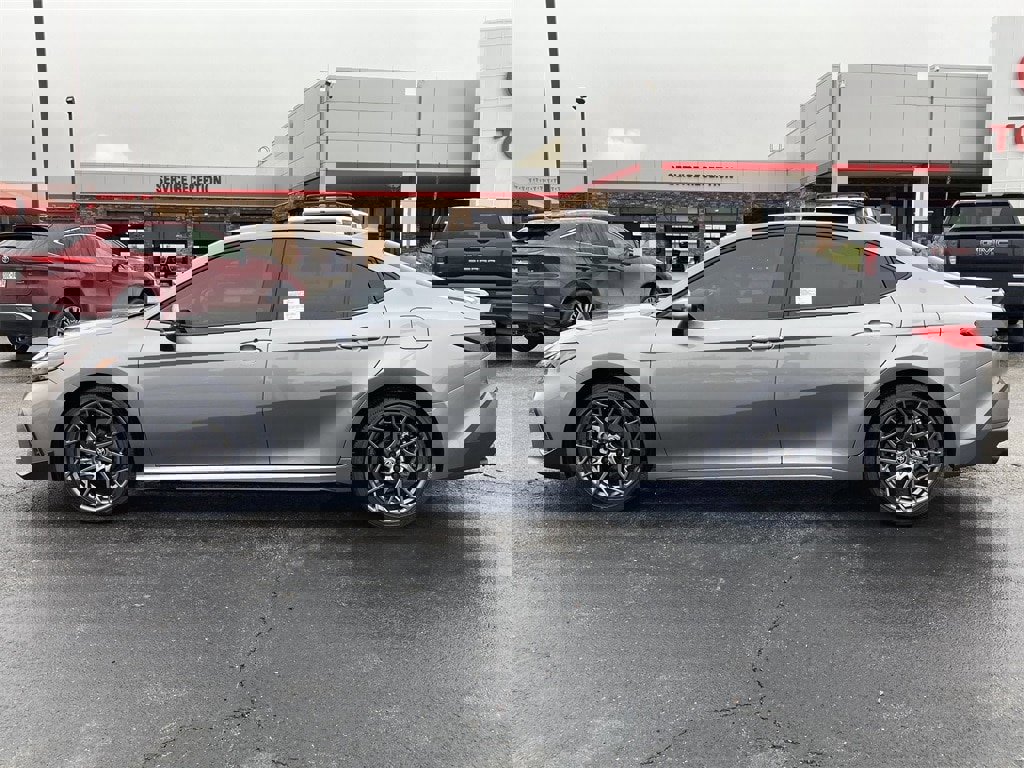 New 2026 Toyota Camry SE image 8