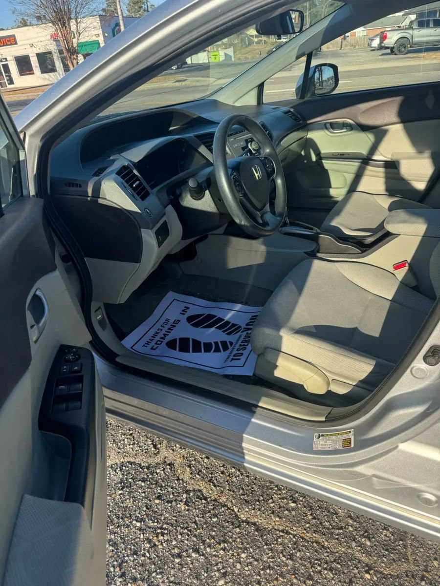 Used 2012 Honda Civic LX image 7