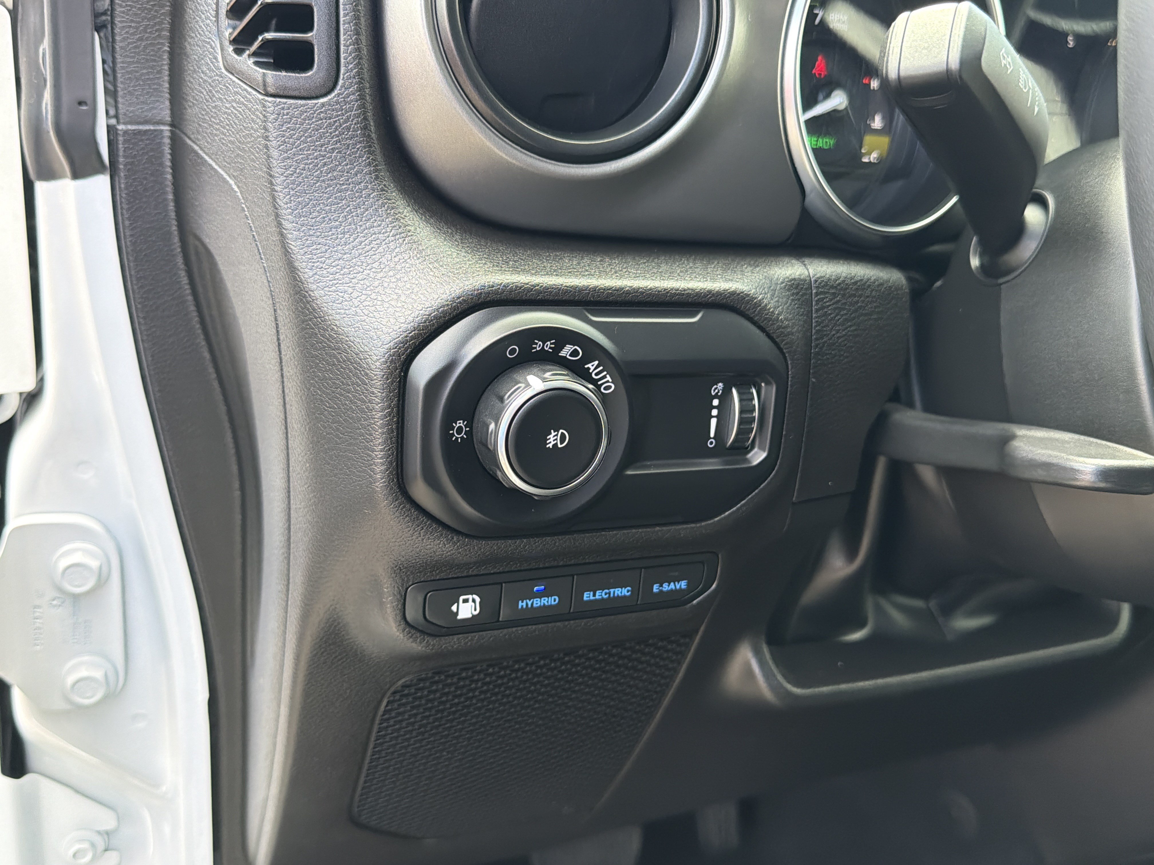 Used 2023 Jeep Wrangler Unlimited w/ Cold Weather Group AWD/4WD image 14