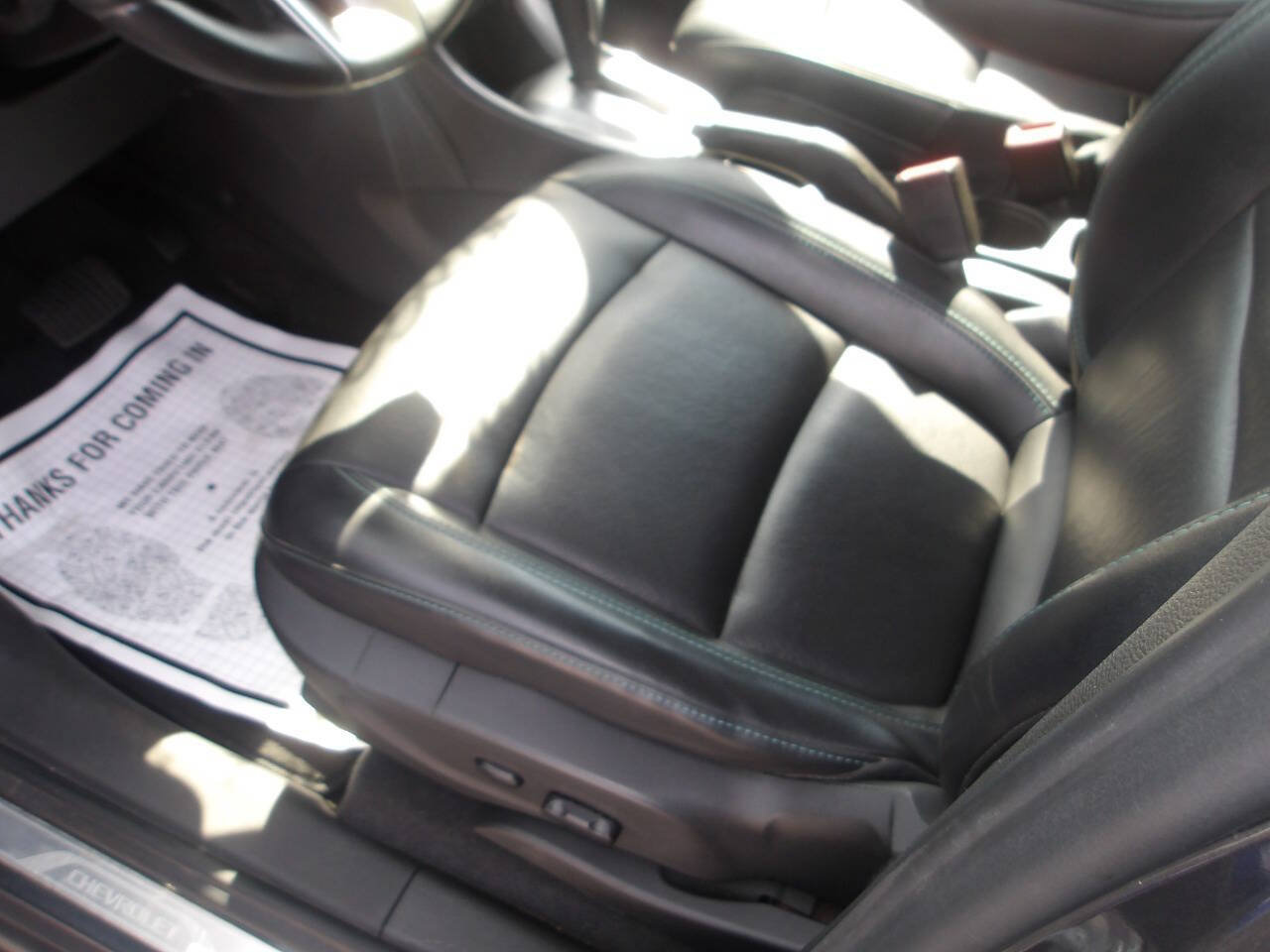 Used 2016 Chevrolet Trax LTZ w/ LPO, Cargo Package FWD image 11
