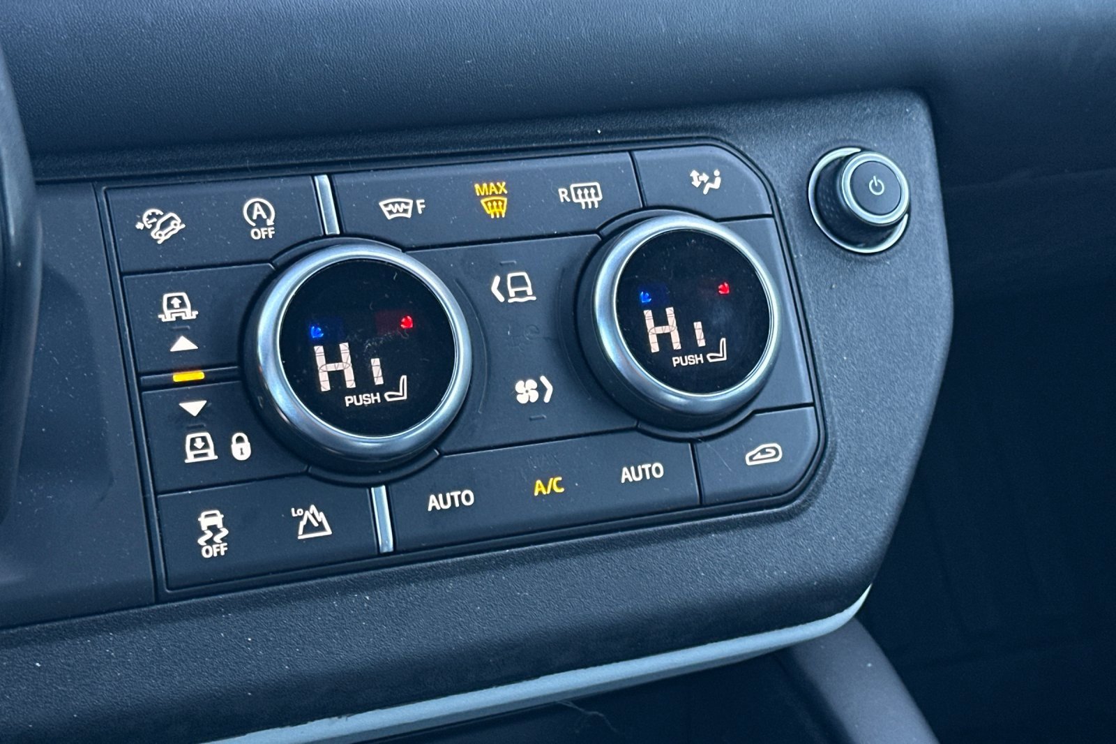 Used 2020 Land Rover Defender 110 HSE image 20