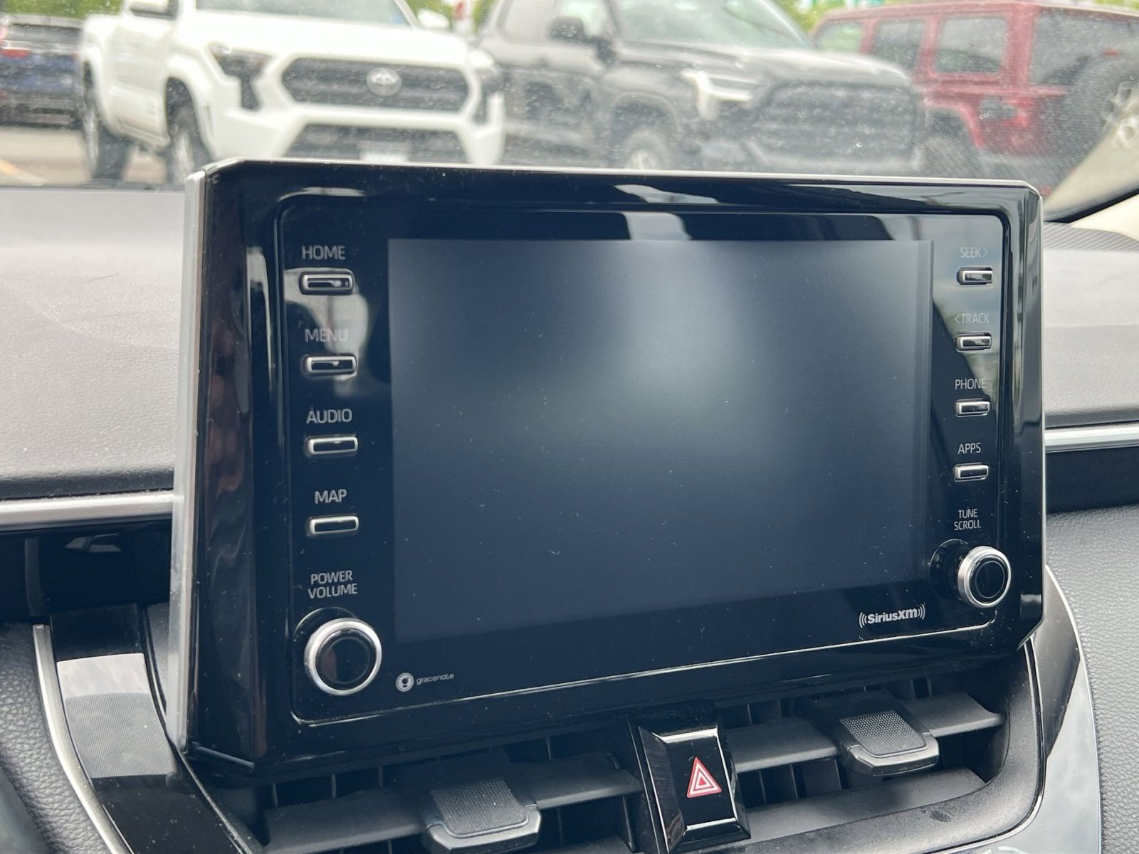 Used 2021 Toyota Corolla LE FWD image 18