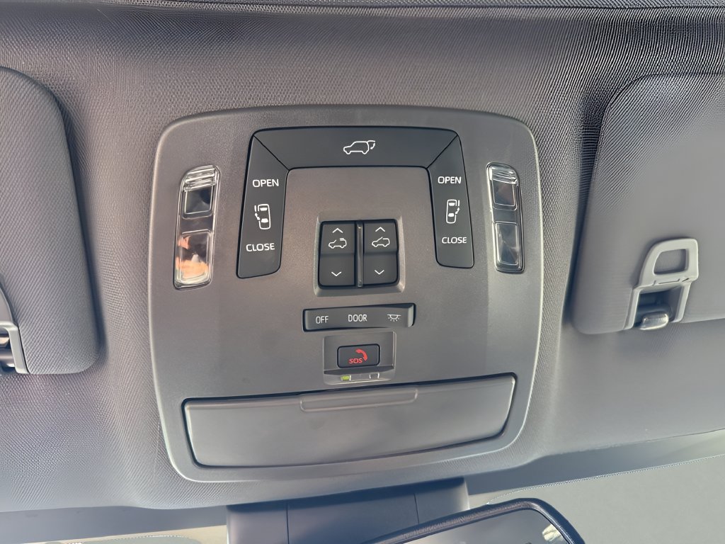 Used 2024 Toyota Sienna XSE w/ XSE Plus Package AWD/4WD image 32