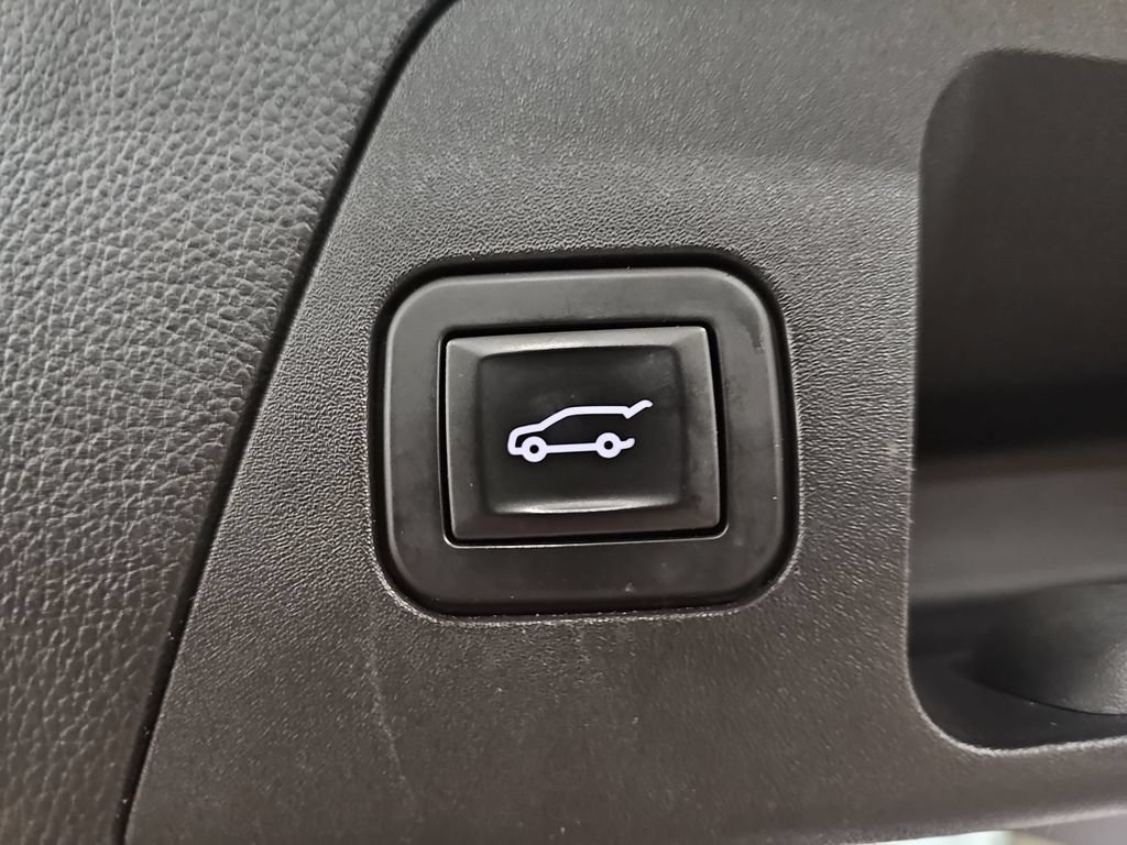 Used 2018 Buick Envision Premium w/ Driver Confidence Package AWD/4WD image 17