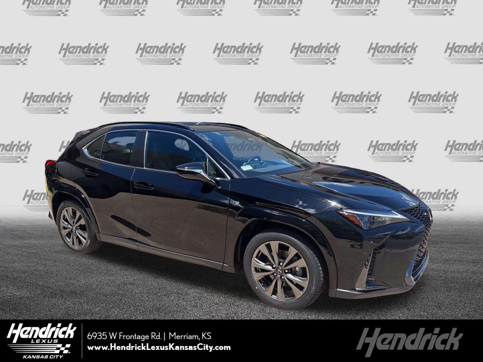 Used 2025 Lexus UX 300h AWD w/ Accessory Package (Z1) image 1